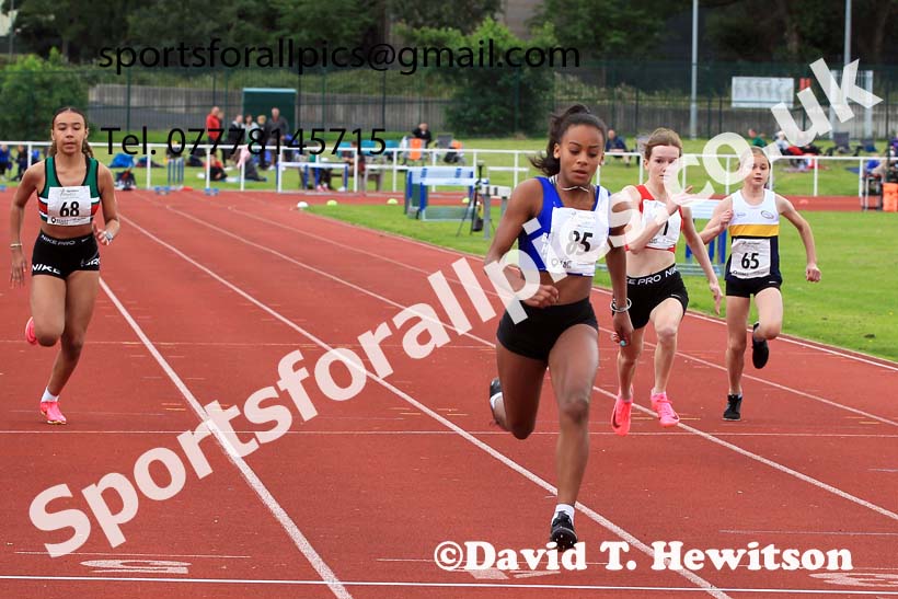 Girls under-13s 100 metres, 2023 Northern Under-13s, Under-15s and Under-17s, Middlesbrough.  Photo: David T. Hewitson/Sports for All Pics